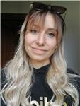 Laureata in scienze naturali e laureanda in biologia, impartisce lezioni e aiuto compiti per scuola primaria e secondaria