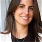 Periodista de clases de comunicación audiovisual y apoyo escolar