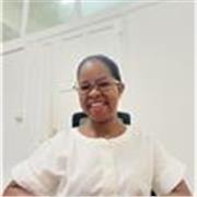 Professeur particulier donne des cours de soutien scolaire