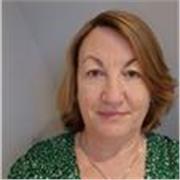 Empathetic, experienced student mentor guiding personal growth through active listening