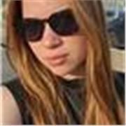 Profesora titulada en lengua y literatura, con experiencia de 3 años impartiendo asignaturas como redacción y comunicación de text