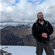 Native English speaker able to give private lessons tailored to your needs and ability.