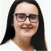 Soy una chica jóven que imparte clases de inglés hasta nivel de la ESO