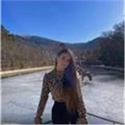 Estudiante universitaria de psicología, con bachillerato de ciencias de la salud