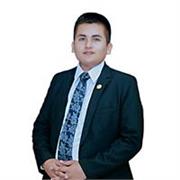 Profesor de Inglés imparte clases a personas de todas las edades