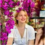 Motivated English Tutor Focused on Clear, Confident Student Progress