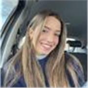 Soy una estudiante que ofrece clases particulares de diversas materias para infantil y primaria