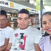 Estudiante de último semestre de derecho imparte asesorías, tutorias a personas que lo requieran