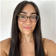 Maestra de Educación Primaria ofrece clases para el alumnado de Primaria y Secundaria