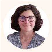 Licenciée de Droit donne des cours dans plusieurs matières principalement niveau collège et lycée