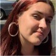 Profesora de apoyo escolar, enseño programación y asignatura de informática GS DAM. También ayudo con asignaturas de bachillerato