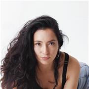 ¡Aprende a bailar! deja de ser la persona que se queda en la silla toda la fiesta