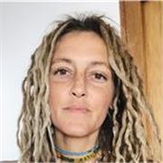 Sono una insegnante con esperienza di 20 in più, passione per le lingue ed amore per condivisione delle mie conoscenze.