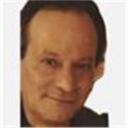 Si offrono lezioni private ed in economia a studenti di scuola secondaria di II grado