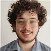 Graduado en matemáticas y estudiante del máster en profesorado da clases de matemáticas a todos los niveles