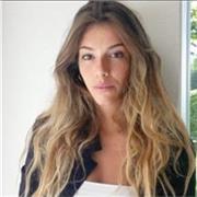 Laureata in Magistrale di Interpretazione IT-EN-ES. Mi propongo come insegnante privata di inglese per diversi livelli