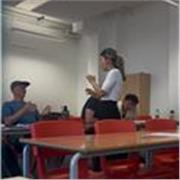 Clases de Inglés para adultos con Enfoque Personalizado y Comunicativo