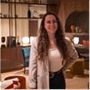 Prof de français dont c'est la langue maternelle. Cours pour enfants et adultes, uniquement en ligne.