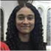 Professora de matemática recém formada no Ensino Médio, para auxiliar e reforçar as matérias aprendidas na escola