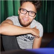 Teórico musical y vocal coach con más de 15 años de experiencia en la música