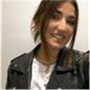 laureata in scienze delle attività motorie preventive ed adattate impartisce lezioni e coaching online