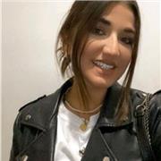 laureata in scienze delle attività motorie preventive ed adattate impartisce lezioni e coaching online