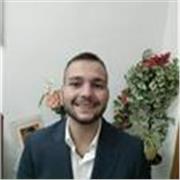 Actualmente estudiante del doble grado en educación primaria e infantil. 