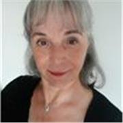 I give Italian language lessons tailored to your level and needs. 