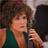 Sono una musicista dell’accademia teatro alla scala di milano e suono il violoncello da 11 anni. competenza, affidabilità e divertimento assicurato!