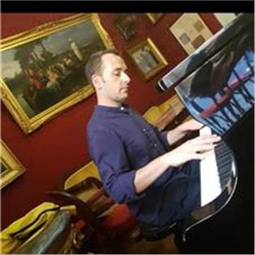 Piano Lessons In Rome. Preparation For Exams And Admissions