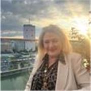 An enthusiastic educator who specializes in Business for IB, A level and IGCSE plus Business for all ages.