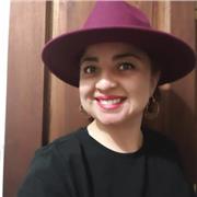 Profesional, dinámica, apasionada por la enseñanza. Ofrezco clases particulares conversacionales para jóvenes y adultos