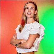 Profesora de marketing digital como más de 10 años de experiencia en empresas tecnológicas