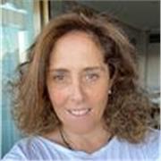 Soy profesora de secundaria y bachillerato y, desde hace años, también ejerzo como tutora y coach educativo