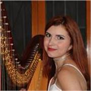 Insegno arpa classica e celtica per tutti i livelli, dall’approccio del principiante al più avanzato