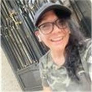 Tutor de lengua y literatura castellana. Ayudó en las tareas de mimos y adolescentes. También puedo ayudar con inglés