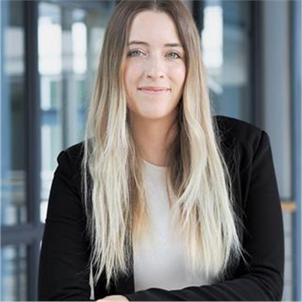 Vanessa Nachhilfelehrer aus Köln