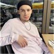 Learn English, French or Arabic with a Computer Science Student Living in China!