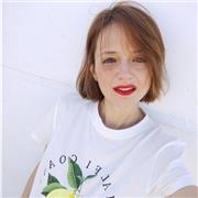 Ofrezco clases particulares y de apoyo para alumnos con nivel de E.S.O y de Bachillerato (así también podría ayudar a alumnos universitarios que quieran mejorar sus conocimientos del mundo de las Letras españolas y extranjeras