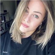 Laureata in servizio sociale e politiche sociali offre ripetizioni di italiano, storia, sociologia, diritto privato/pubblico