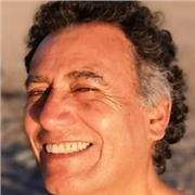 Dicto clases de Lengua Castellana y Literatura a alumnos de Enseñanza Media. Dicto clases de técnicas y estrategias de estudio a estudiantes de enseñanza superior