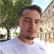 Soy un experto en aconsejar, ayudar y apoyar a mis alumnos a que consigan sus objetivos ya sea perder peso, definición o musculacion.