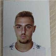 Soy una persona, muy amable y entrante con la gente y se me dan muy bien los niños y me relaciono muy bien con ellos.