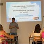 Profesor de Lengua Castellana y Literatura graduado en Filología Hispánica.