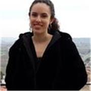 Profesora de inglés titulada con más de 5 años de experiencia , y reciente experiencia trabajando en un colegio en Inglaterra. 