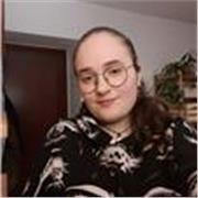 Disponibile per ripetizioni e/o supporto nello studio per bambini e ragazzi di scuole elementari e medie.