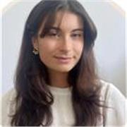 Étudiante a Madrid à distance, donne des cours de soutien 