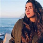 Diploma scientifico, laureanda in scienze e tecnologie alimentari. Offro lezioni private per le seguenti materie: inglese, italiano, chimica, biologia