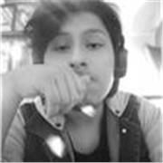 Profesor de biología imparte clases a todos los niños de todas las edades