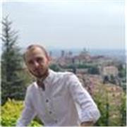 Offro lezioni di cinese e inglese per persone di qualsiasi età e livello. Ho alcuni anni di esperienza nell'insegnamento di entrambe le lingue. Sono laureato in lingua cinese e relazioni internazionali. Le lezioni si svolgono online. 

I offer lessons of 